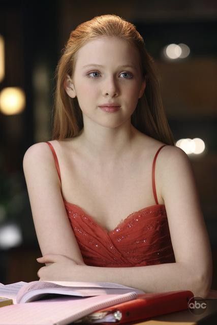 molly-c-quinn-nel-pilot-di-castle-99903.jpg