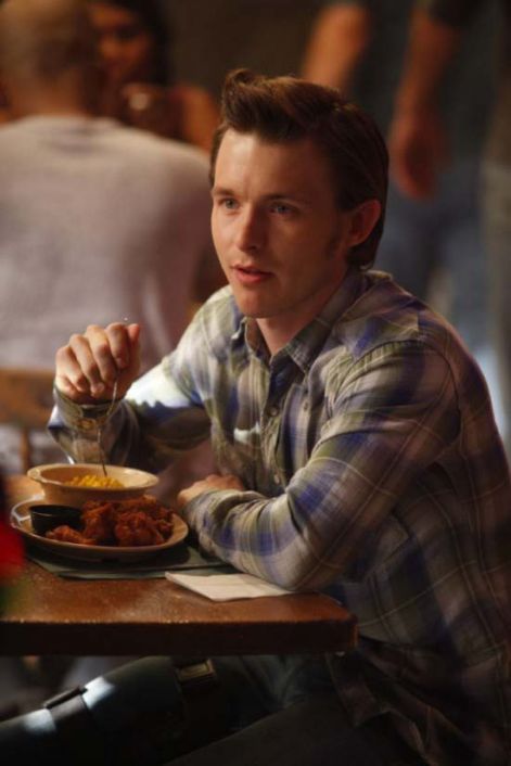 true-blood-season-4-episode-1-4-550x824.jpg
