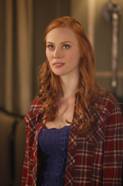 true-blood-season-4-episode-3-4-550x825.jpg
